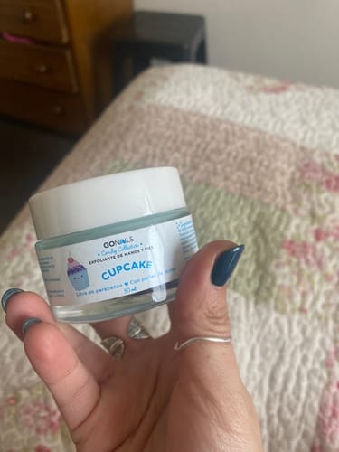 Customer photo review of Exfoliante de Manos y Pies - Cupcake 50 ml