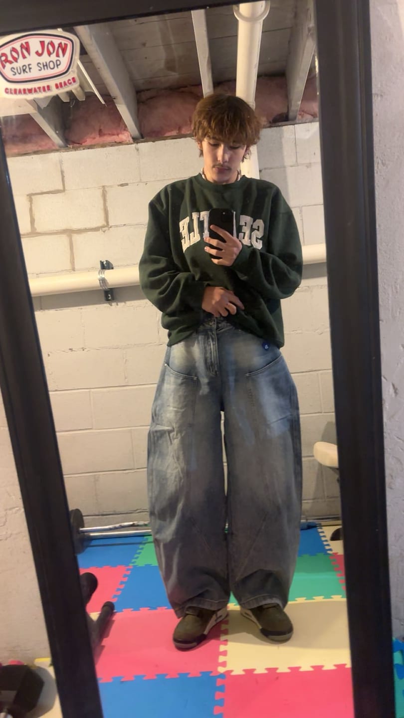 Customer photo review of Aelfric Eden Seam Panel Baggy Barrel Jeans