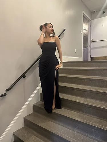 Customer photo review of Cyra Maxi Dress