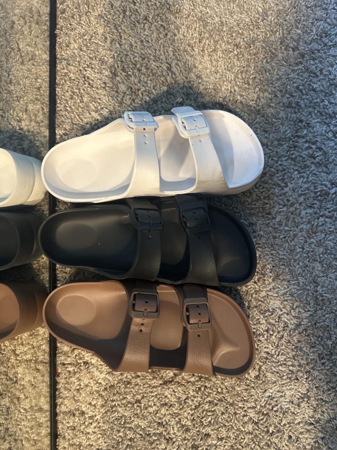 Customer photo review of Snuggi Arch Support Platfrom Sandals