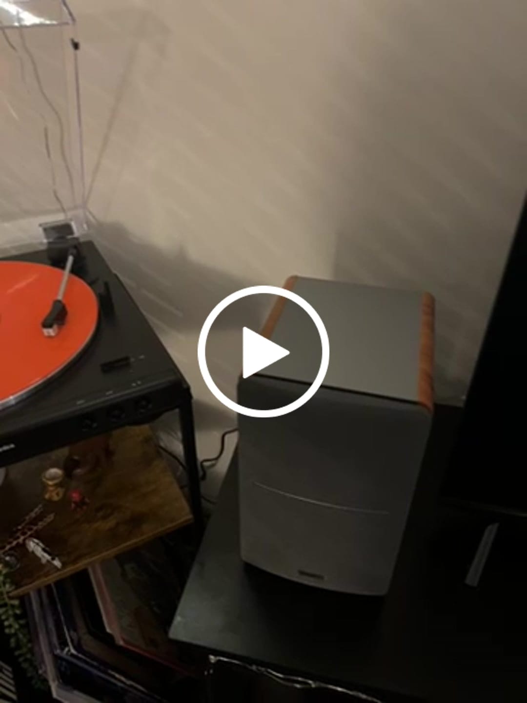 Customer video review of R1280DB Bluetooth Bookshelf Speakers