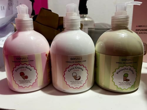 Customer photo review of Crema de Manos y Pies - Pistacho Dulce 500 ml