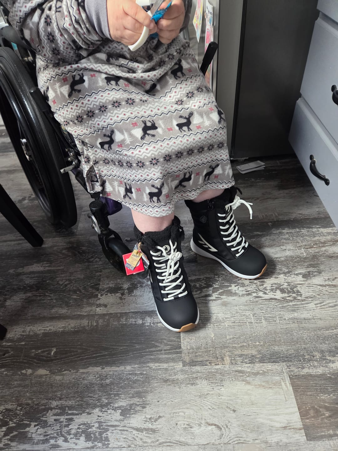 Customer photo review of Black BILLY Mountain Goat Dual Zipper Boots