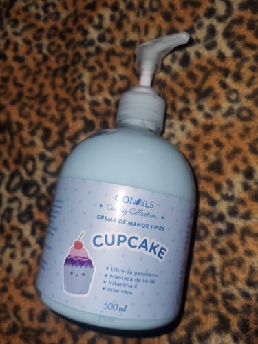 Customer photo review of Crema de Manos y Pies - Cupcake 500 ml