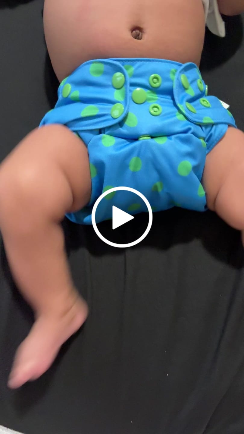 Customer video review of Dotty Daze - Essential Pocket Diaper - Abstract - One Size