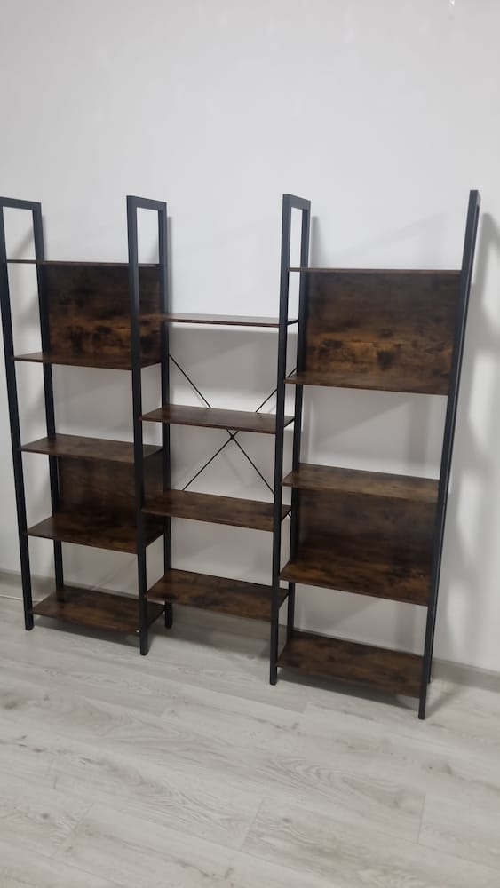 Customer photo review of VASAGLE Biblioteca cu 14 rafturi din lemn, cadru metalic, 24x158x166cm, stil industrial, maro rustic si negru
