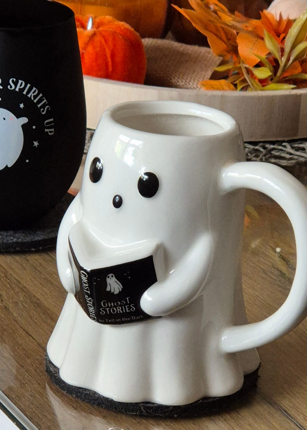 Customer photo review of Geister Tasse – Keramikbecher mit lesendem Gespenst