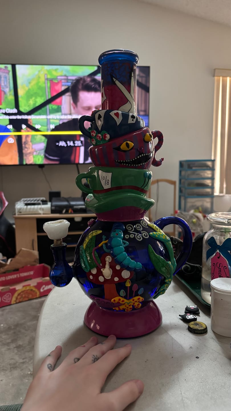 Customer photo review of TEA PARTY BONG 16"