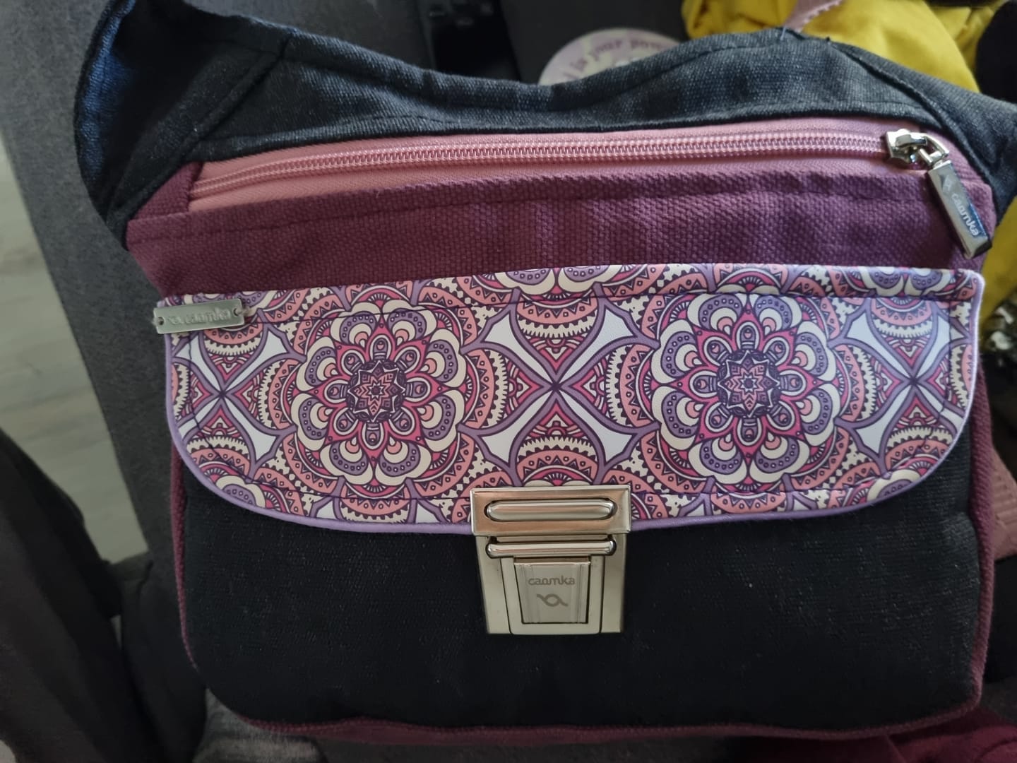 Customer photo review of Riñonera Original "Special Sweet Mandalas Top" · Pieza Única Núm. 19510