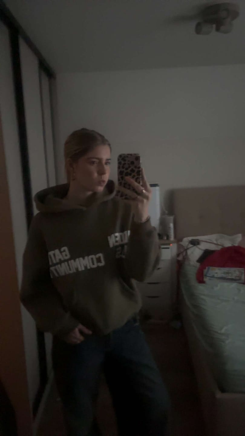 Customer photo review of LABEL LONG SLEEVE TOP BURGUNDY