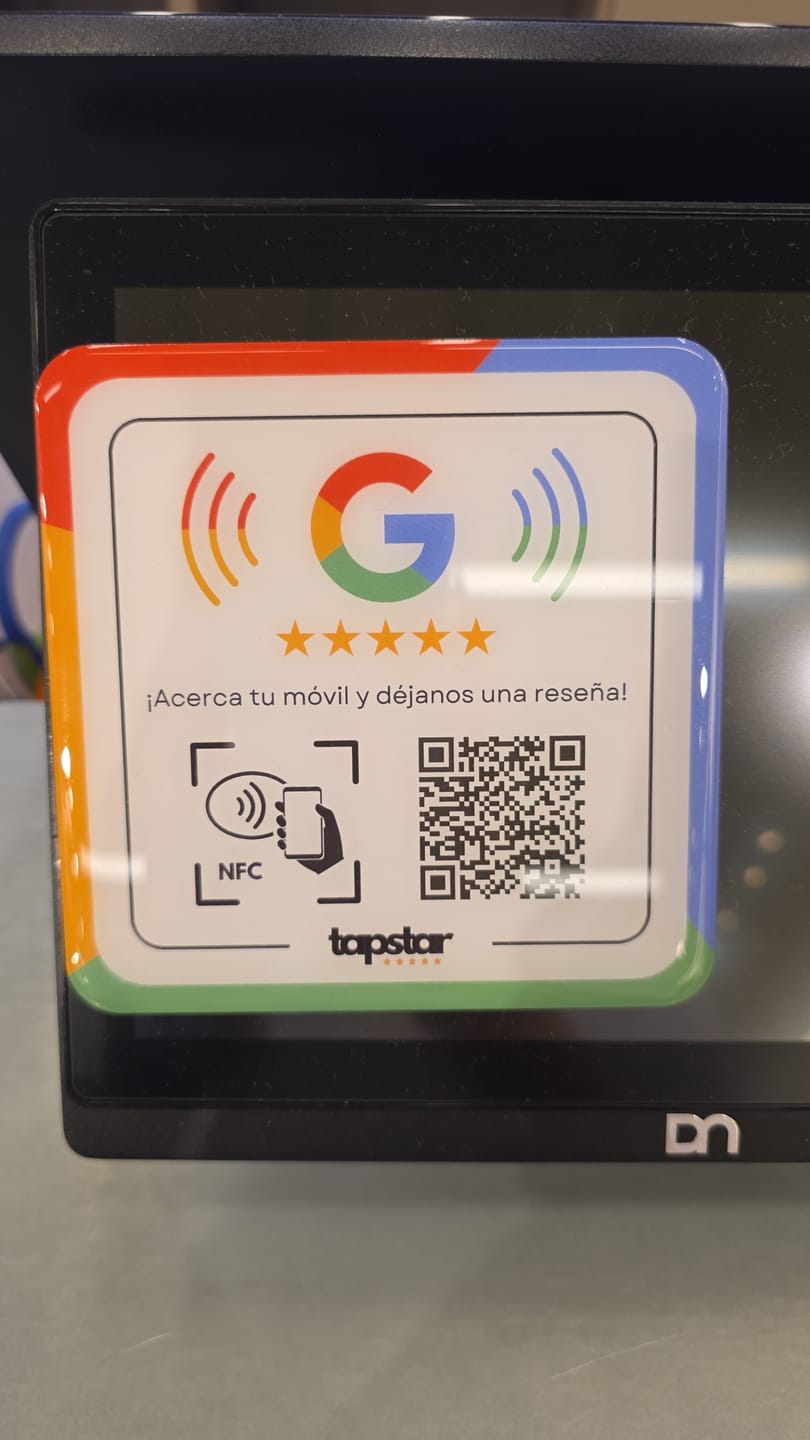 Customer photo review of Placa Reseñas de Google