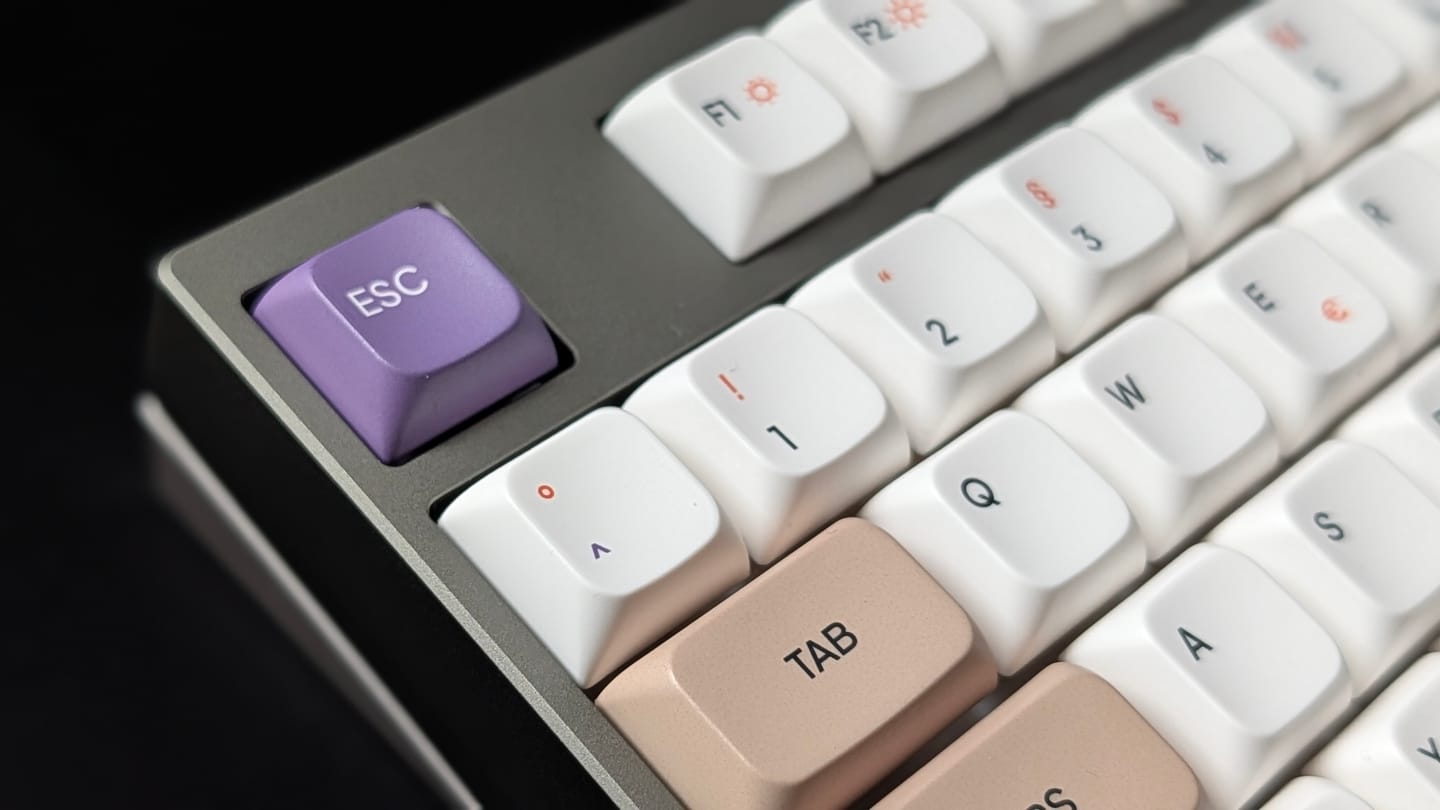 Customer photo review of Neo75 - Mechanical Keyboard Barebone Kit - ANSI & ISO (pre-order)