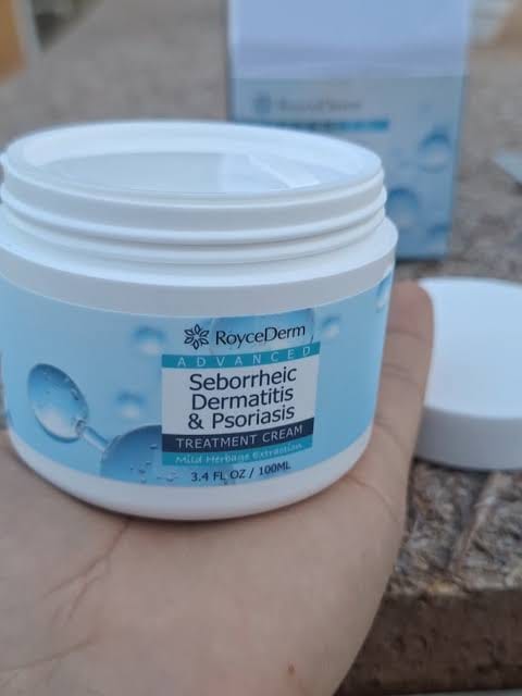 Customer photo review of ROYCEDERM™ | DESCAMACION Y RESEQUEDAD