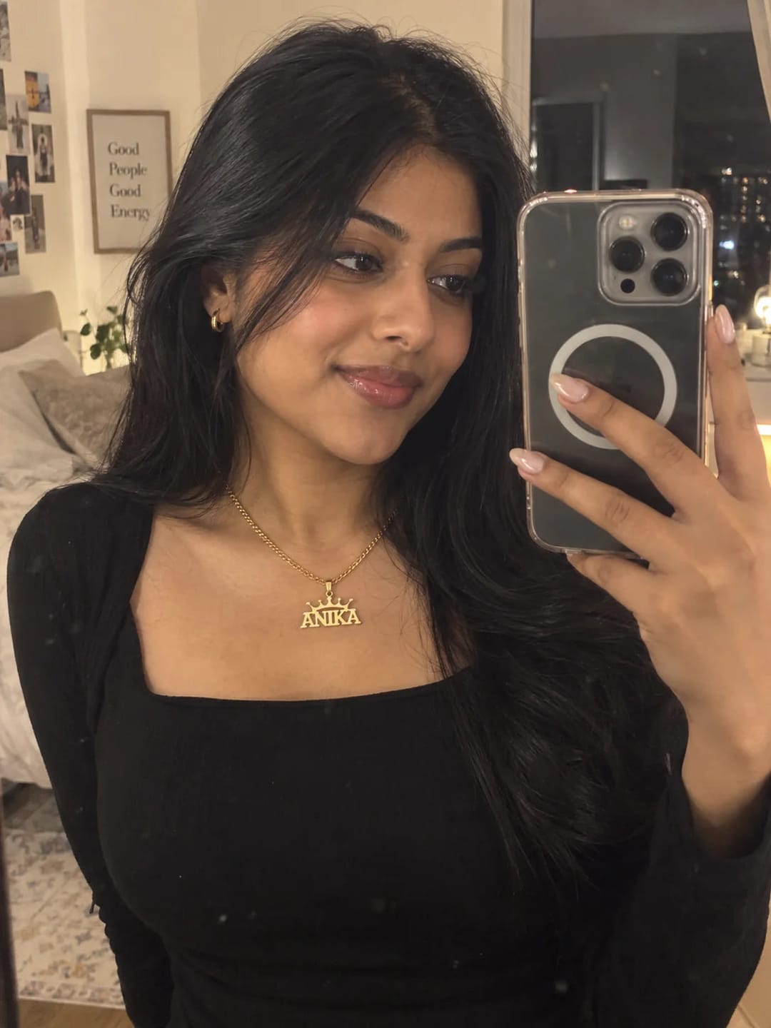 Customer photo review of Personalized Crown Name Necklace