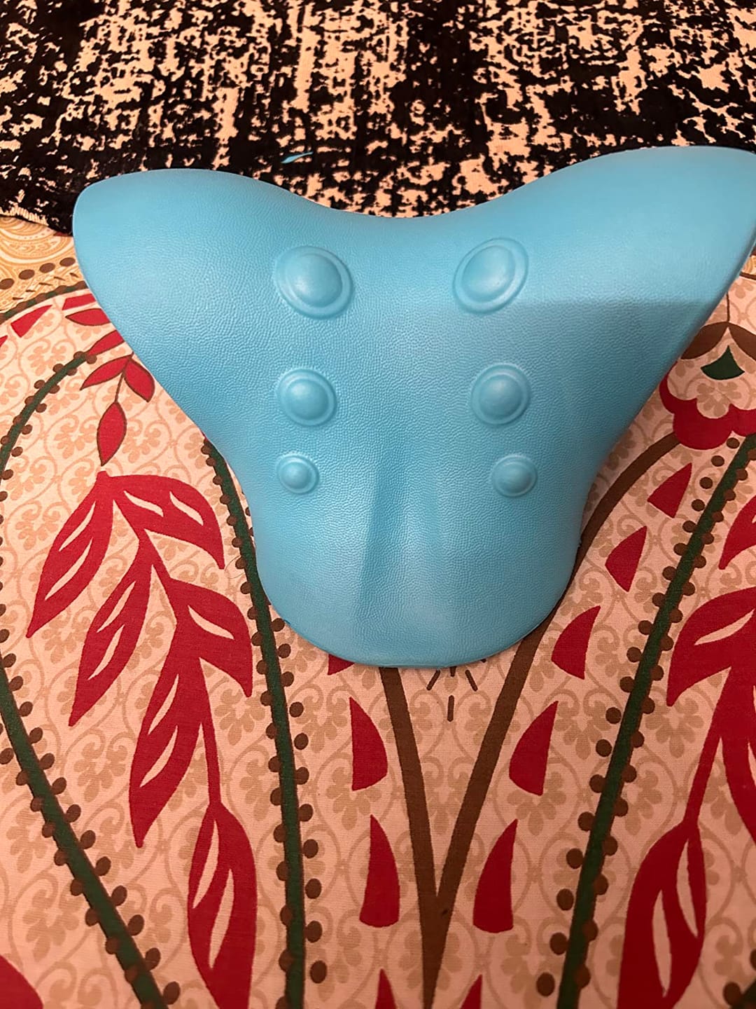 Customer photo review of NeckEase™ Cervical Neck Relaxer — Ergonomic Pain Relief Pillow