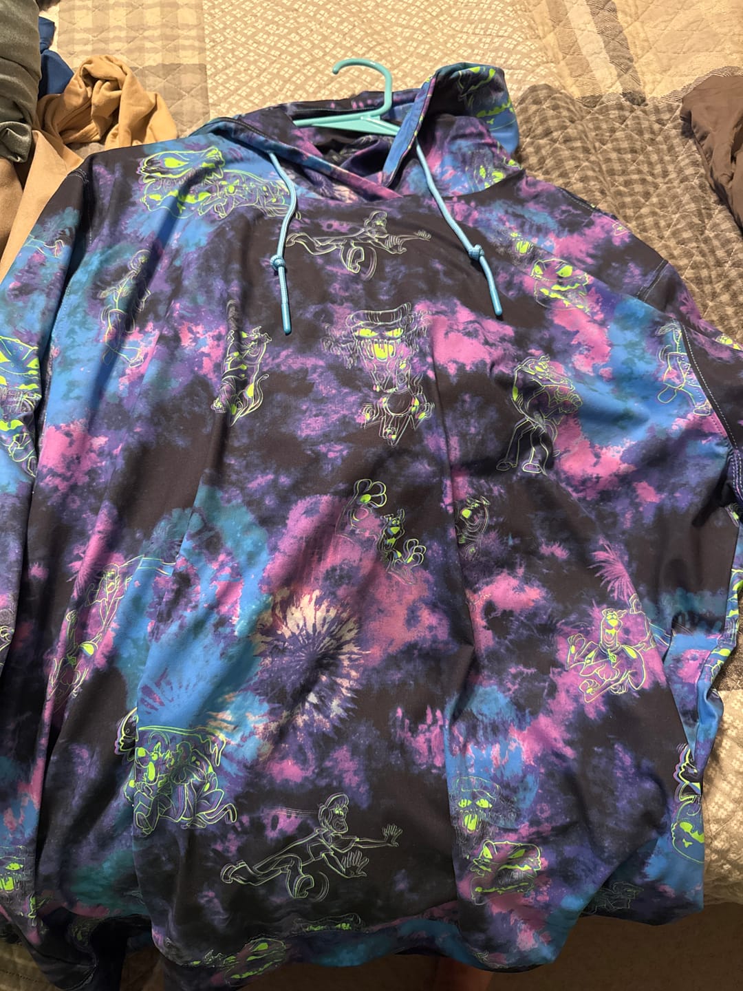 Customer photo review of Scooby-Doo "Zoinks!!!" – Performance Hoodie