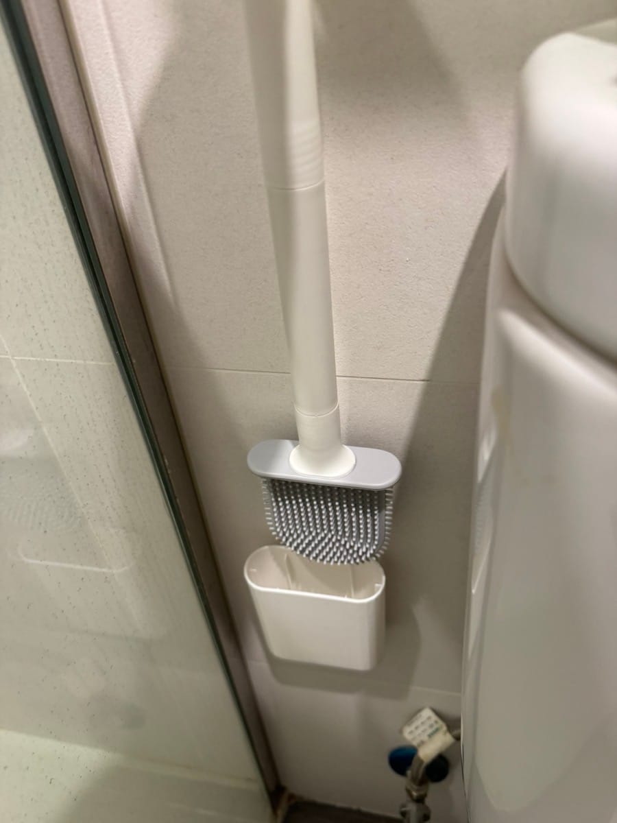 Customer photo review of Clean Silicone Toilet Brush