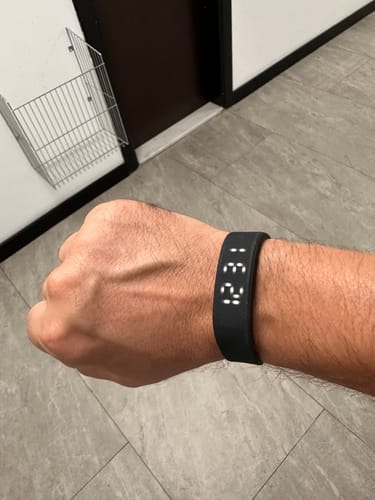 Customer photo review of Titreşimli Alarm Bileklik