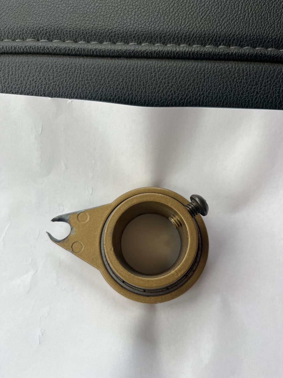 Customer photo review of Non-Tangle Flagpole Spinners
