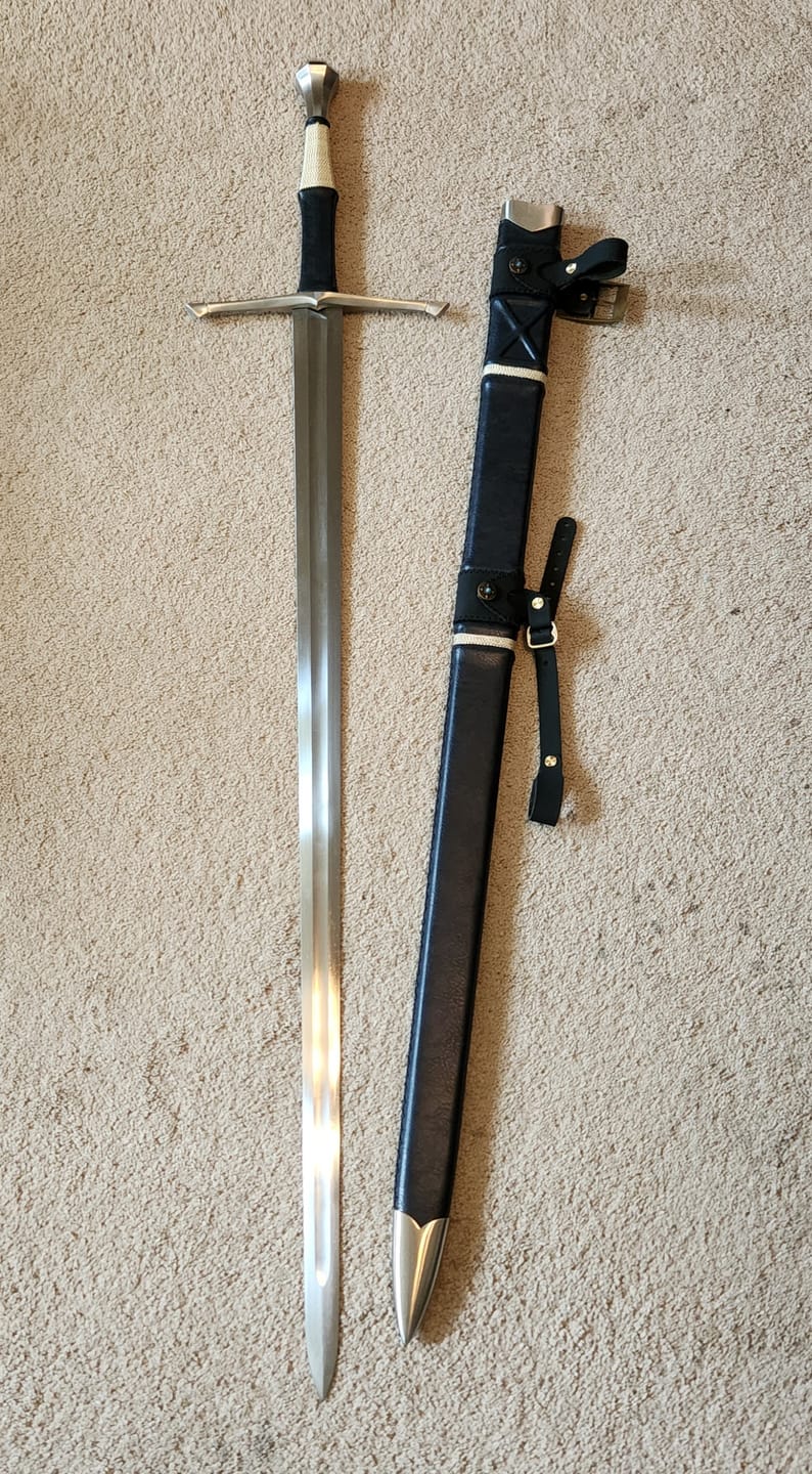 Customer photo review of The Dragonwhisper Longsword