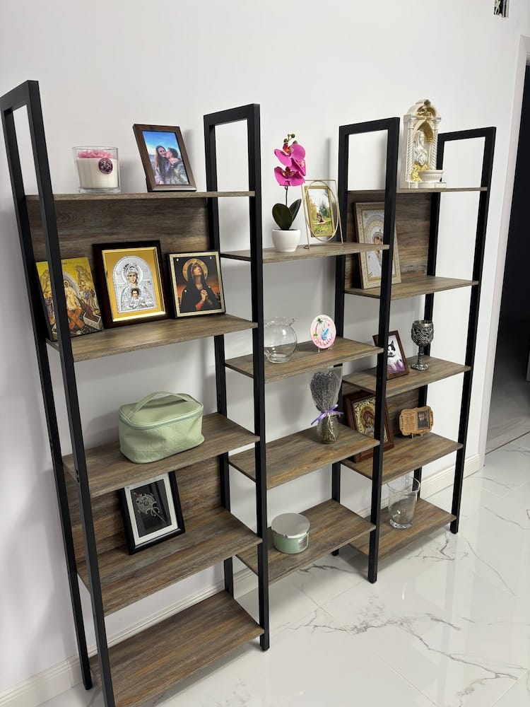 Customer photo review of VASAGLE Biblioteca cu 14 rafturi din lemn, cadru metalic, 24x158x166cm, stil industrial, maro rustic si negru