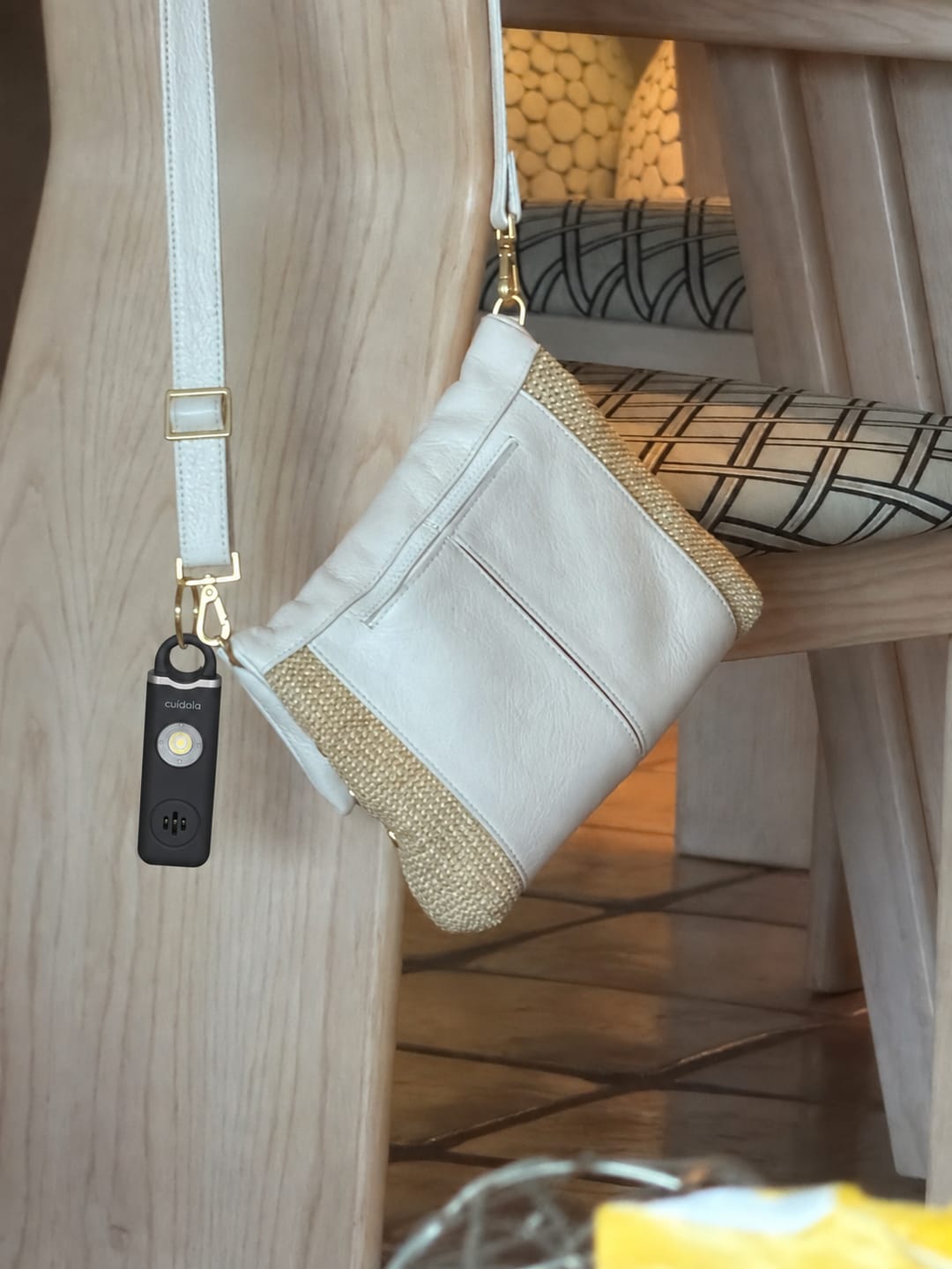Customer photo review of Alarma Personal Cuidala