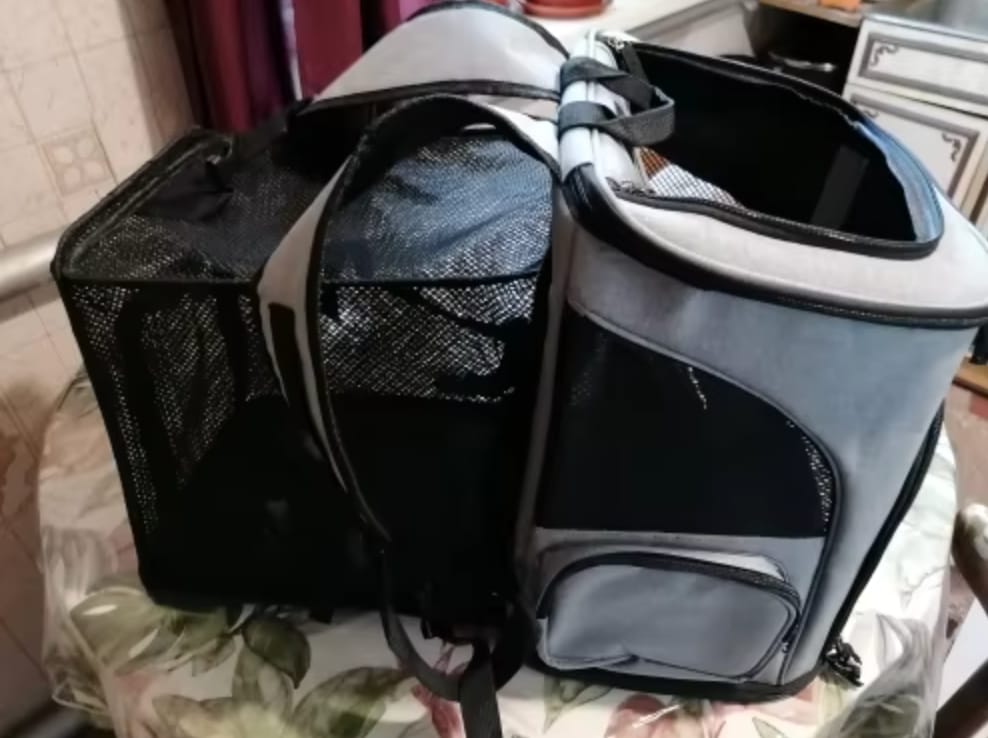 Customer photo review of Aktoclean Nomad™️ – Sac à dos extensible pour chien & chat