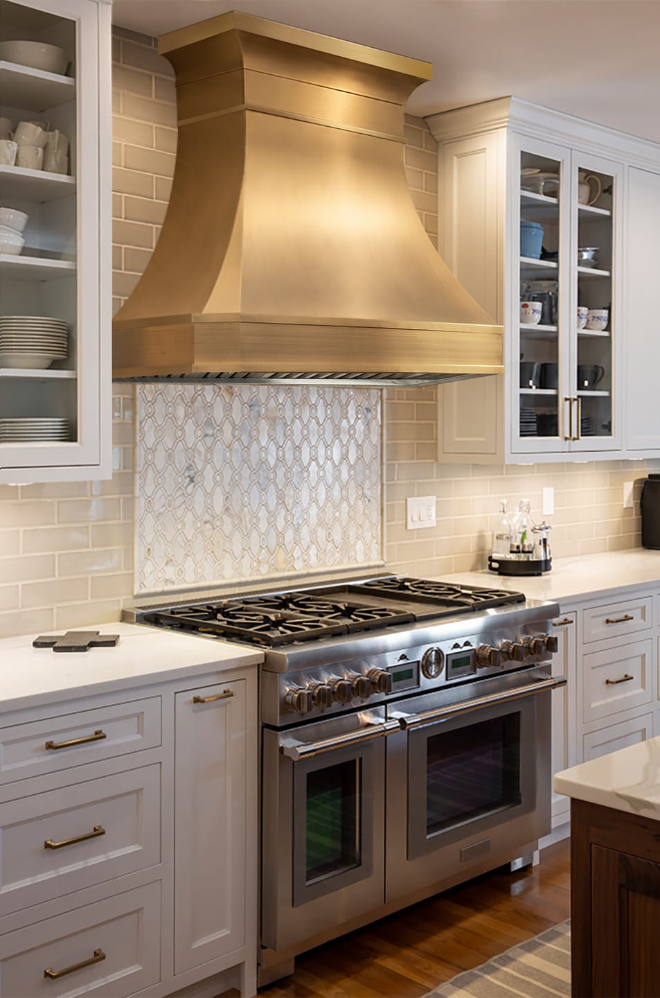 Customer photo review of Prime Luxury Refined Curved Custom Brass Range Hood PB3-R01