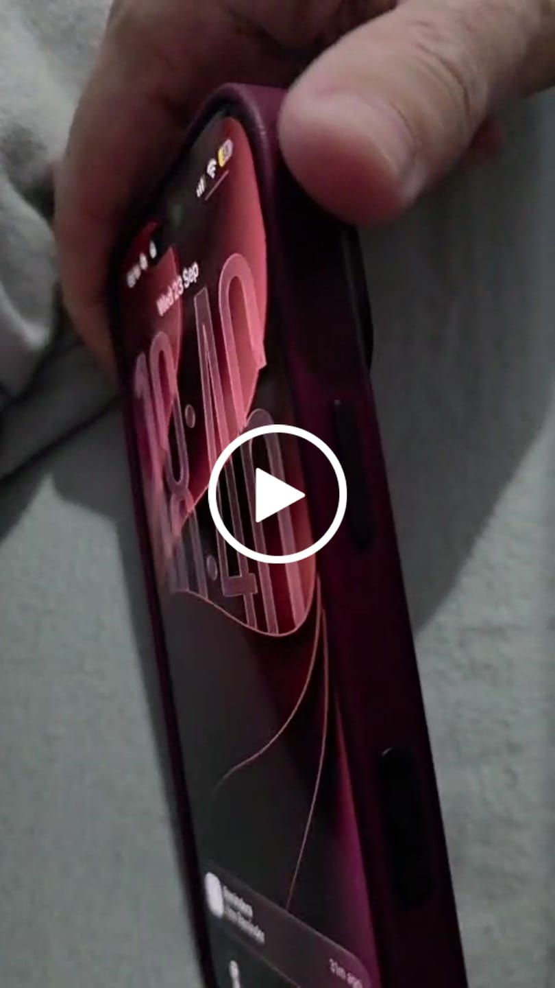 Customer video review of iPhone 18 Pro Leather Case - MagSafe - Burgundy