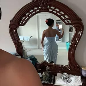 Customer photo review of Cyra Maxi Dress
