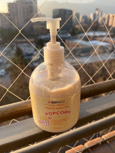 Customer photo review of Crema de Manos y Pies - Pop Corn 500 ml
