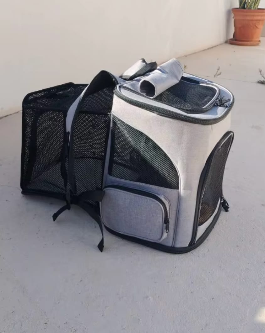 Customer photo review of Aktoclean Nomad™️ – Sac à dos extensible pour chien & chat