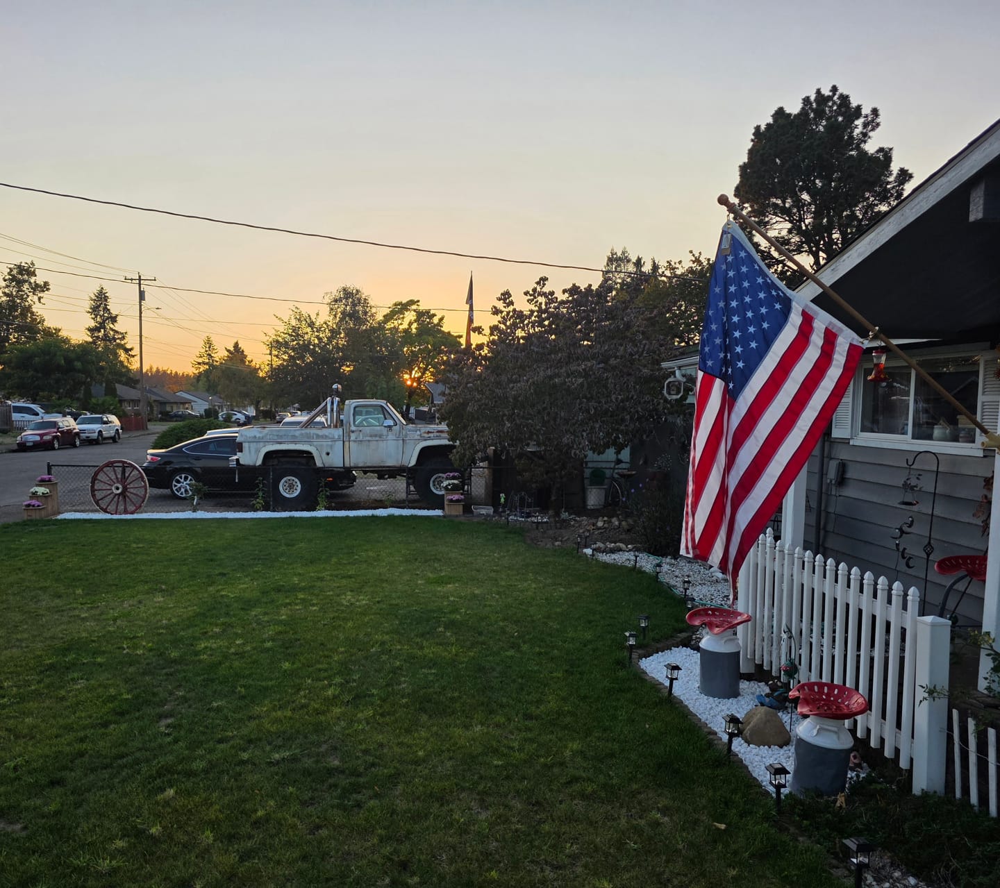 Customer photo review of 3' x 5' American Flag Set