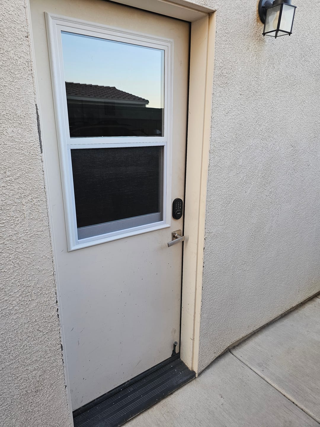 Customer photo review of Venting 1 Lite Glass and Frame Kit (Half Lite)
