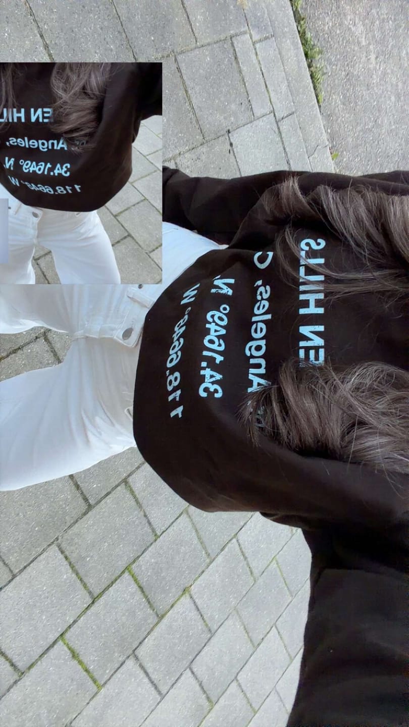 Customer photo review of VINTAGE LOGO LONGSLEEVE T-SHIRT DARK BROWN/LIGHT BLUE