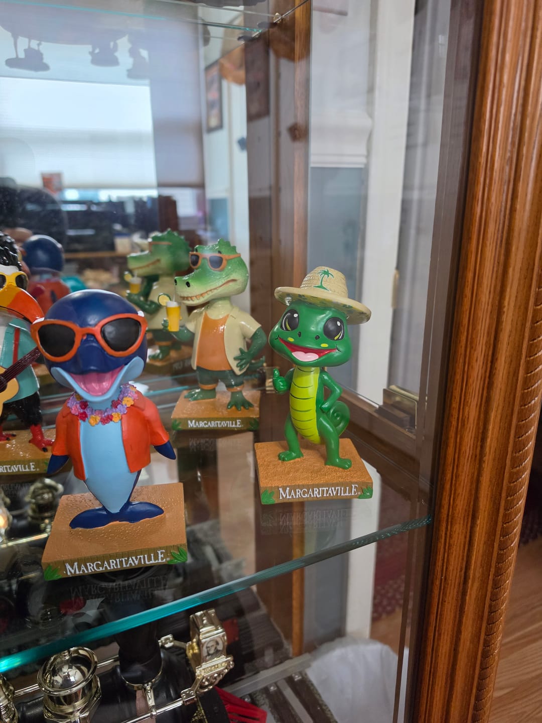 Customer photo review of Margaritaville Alligator Bobblehead