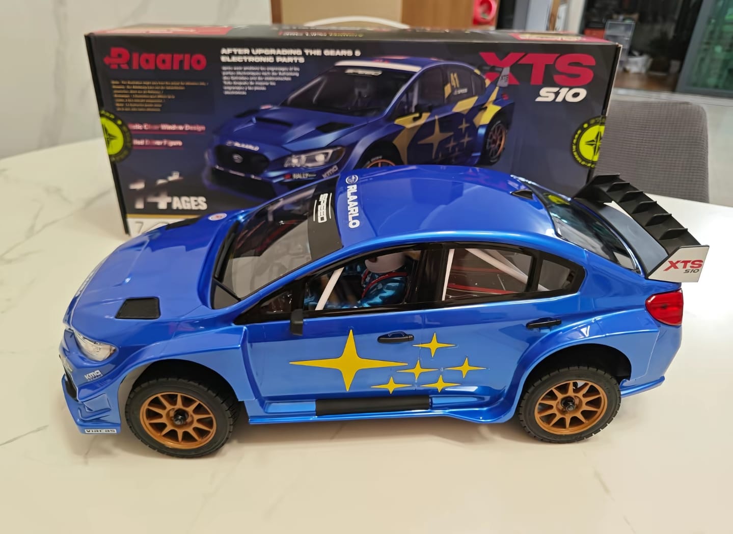 Customer photo review of Rlaarlo 1:10 Professional Four-Wheel Drive Rally Remote Control Car XTS-S10 Carbon Fiber Frame Brushless Racing Simulation Drift Gyroscope RC Model Toy Boy's Gift