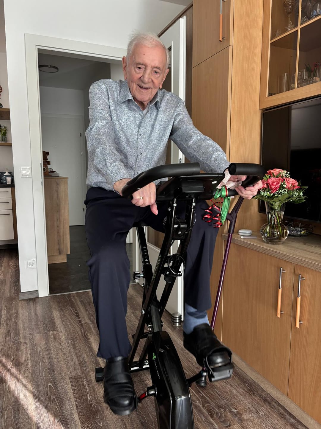 Customer photo review of Tretmann HOME - Klappbarer Heimtrainer