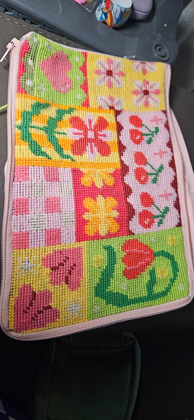 Customer photo review of Patchwork Party - Needlepoint Pouch Kit