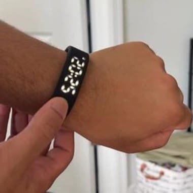 Customer photo review of Titreşimli Alarm Bileklik