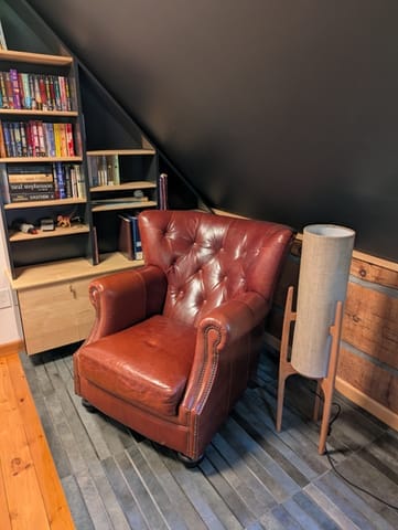 Customer photo review of Rocketlamp | Floor Lamp | Black Walnut