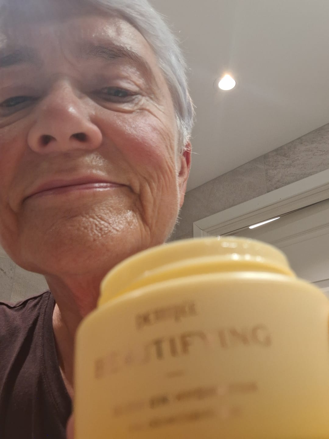 Customer photo review of Petitfee Beautifying glow 2-i-1 Fuktighetskrem (50ml)