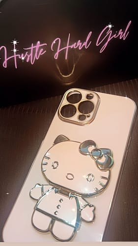 Customer photo review of Hello Kitty Foldable Mirror Stand Phone Case