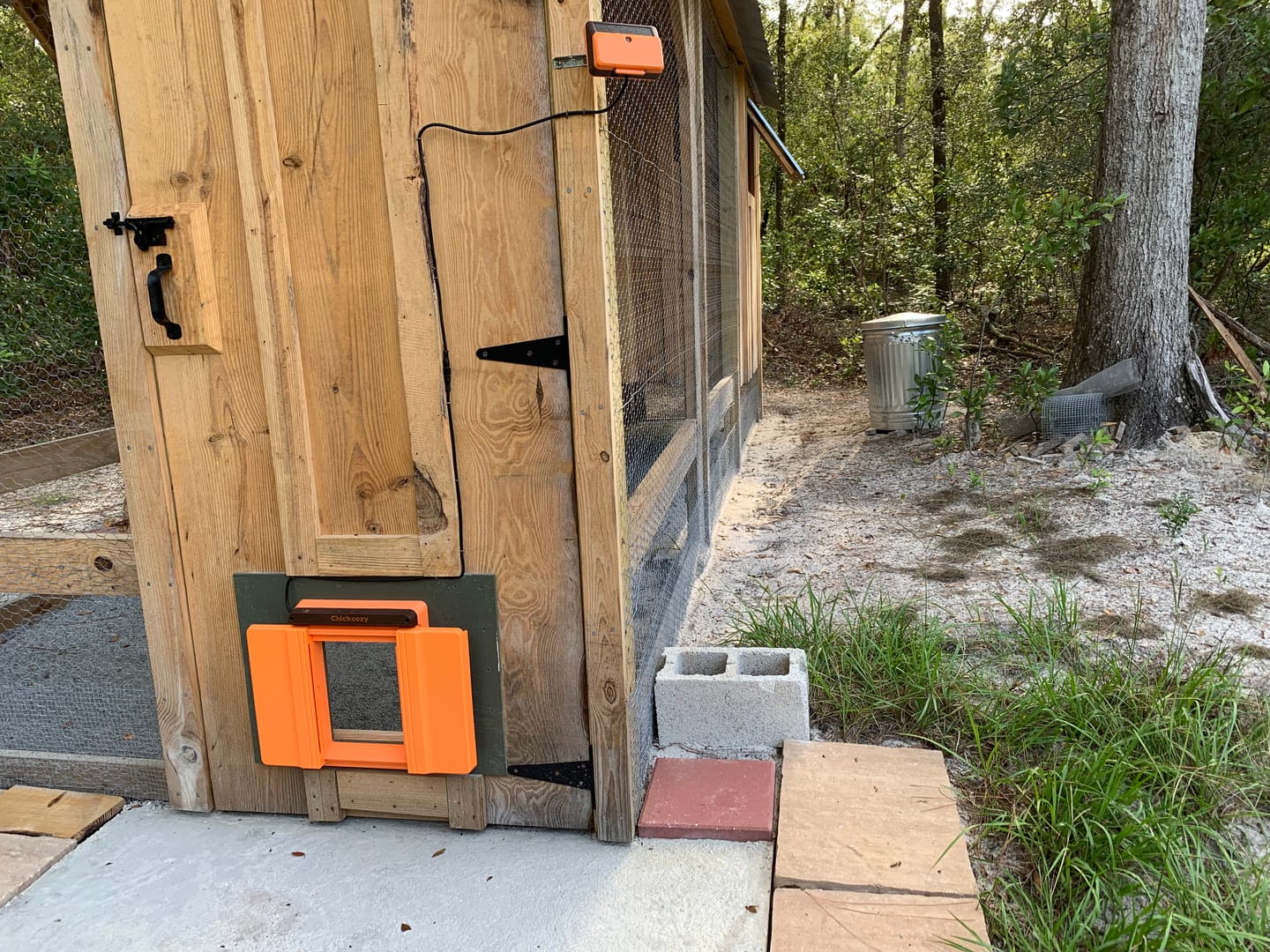 Customer photo review of Solar Automatic Chicken Coop Door