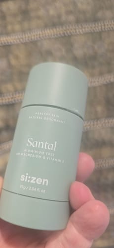 Customer photo review of Natural Deodorant for Sensitive Skin – Aluminium-Free, Long-Lasting Odour Protection (Santal, 75g)
