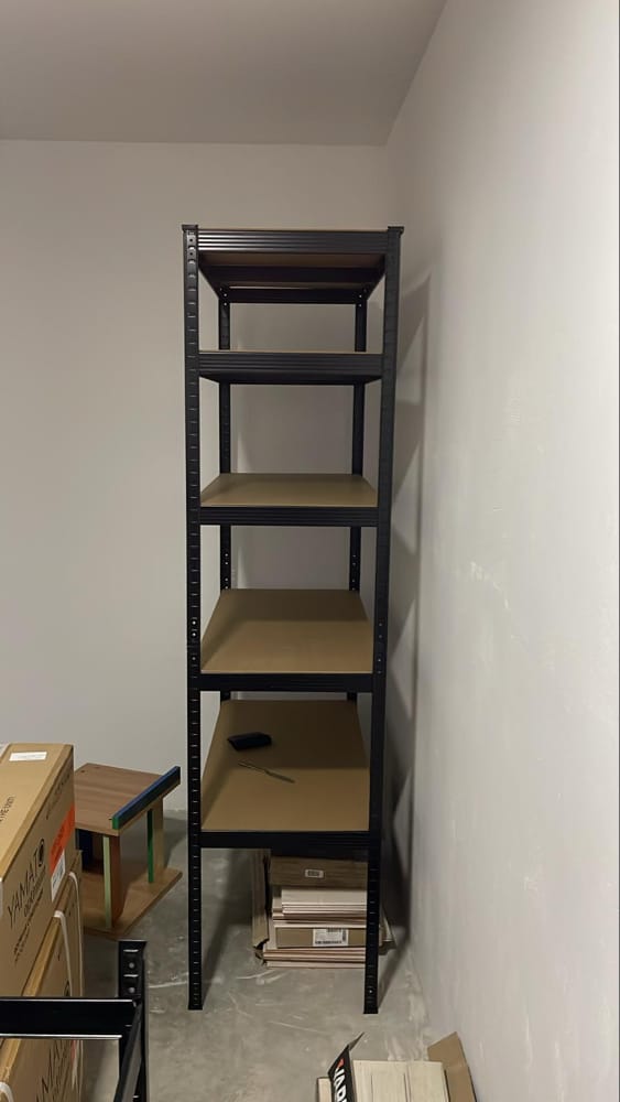 Customer photo review of SONGMICS Raft de depozitare metalic, cu rafturi din PAL, 5 polite, max. 600 kg, 200x100x50cm, albastru