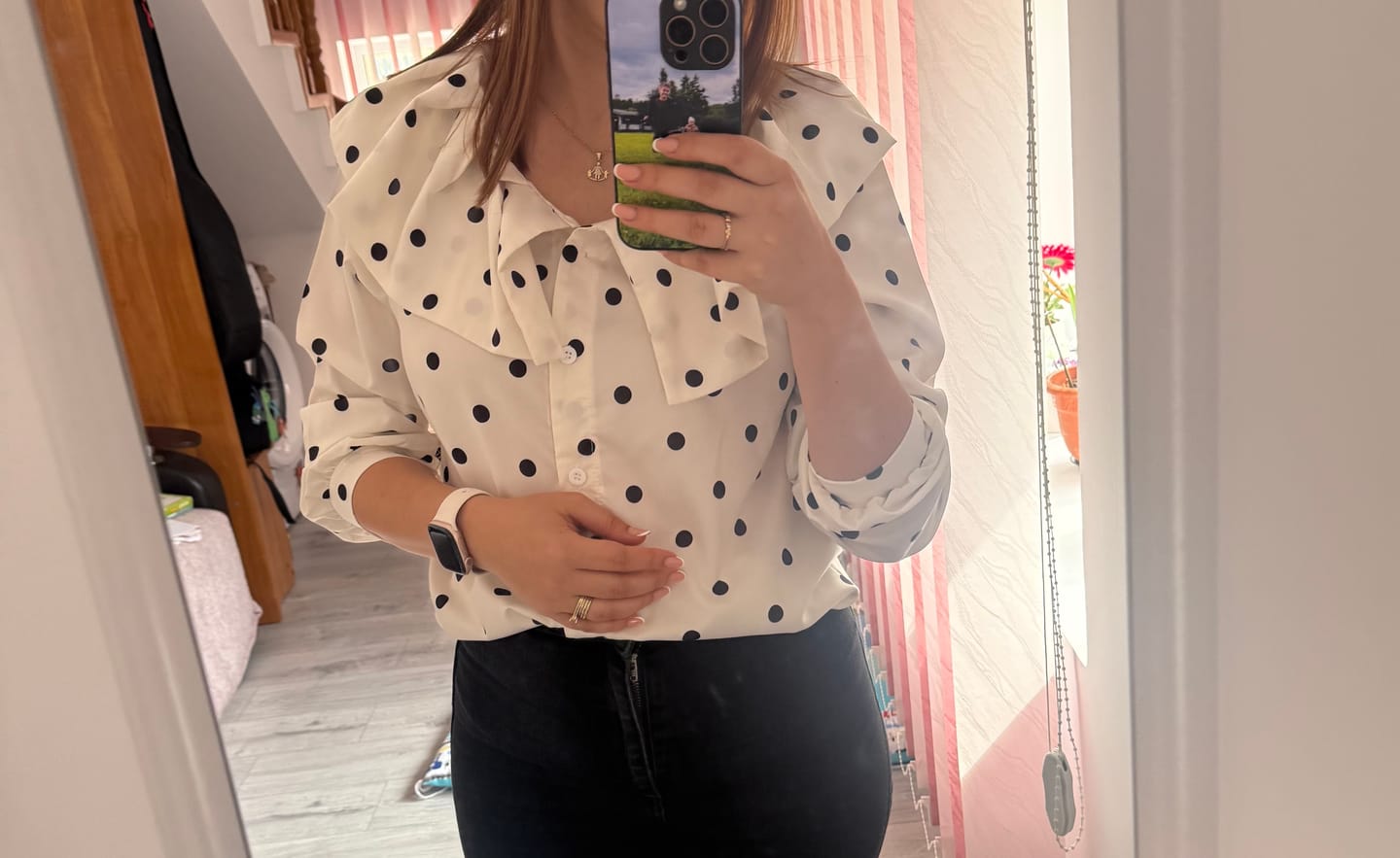 Customer photo review of Camasa Dottina cu imprimeu buline si guler lat