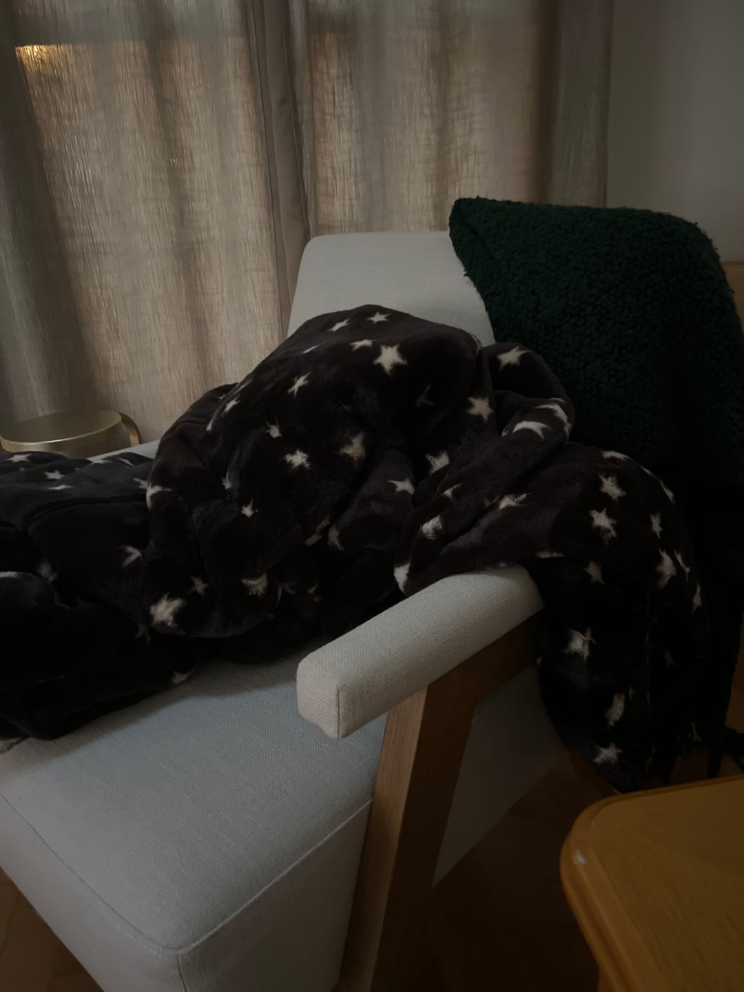 Customer photo review of Lush Halloween Stars Blanket