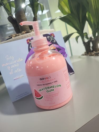 Customer photo review of Crema de Manos y Pies - Watermelon Gum 500 ml