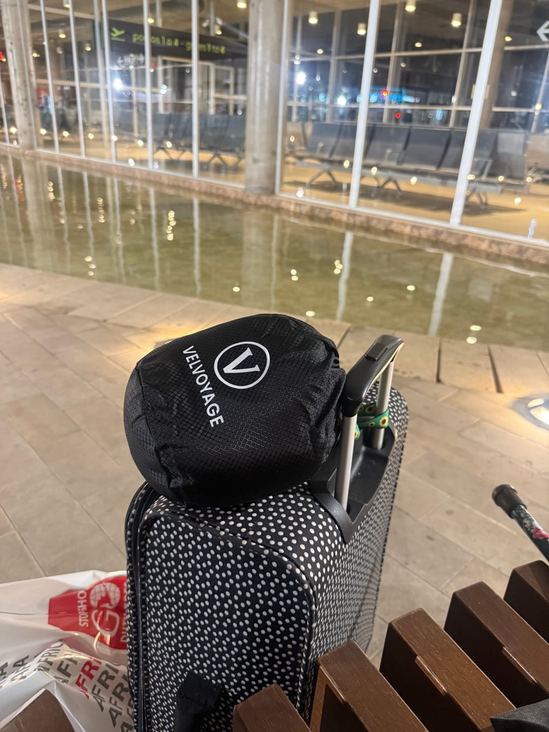 Customer photo review of 360° Memory Foam Travel Pillow - Heather Grey
